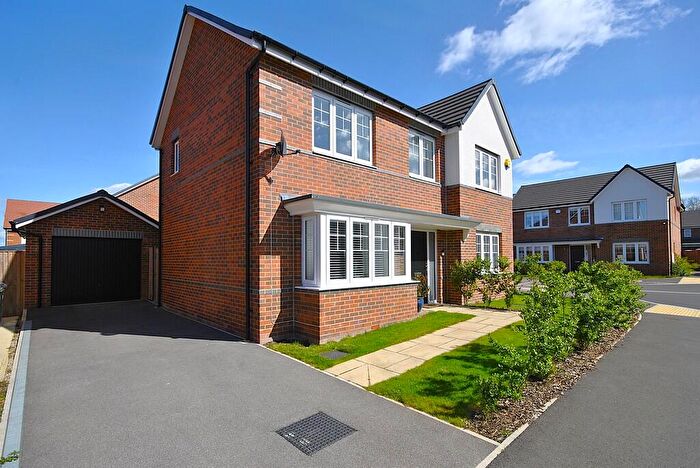 4 Bedroom Detached House For Sale In New Hills Road, Doncaster, DN2