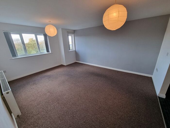 2 Bedroom Flat For Sale In Gladstone Mews, Warrington, WA2