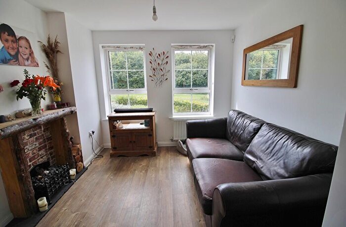 4 Bedroom Detached House For Sale In Cornflower Gardens, Clanfield, PO8