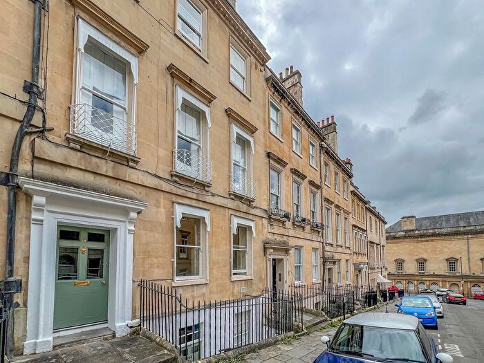 2 Bedroom Flat To Rent In Russell Street, Ground Floor Flat, Bath, BA1