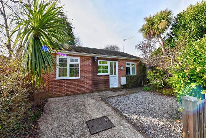 1 Bedroom Bungalow To Rent In Makins Road, Henley-On-Thames, RG9