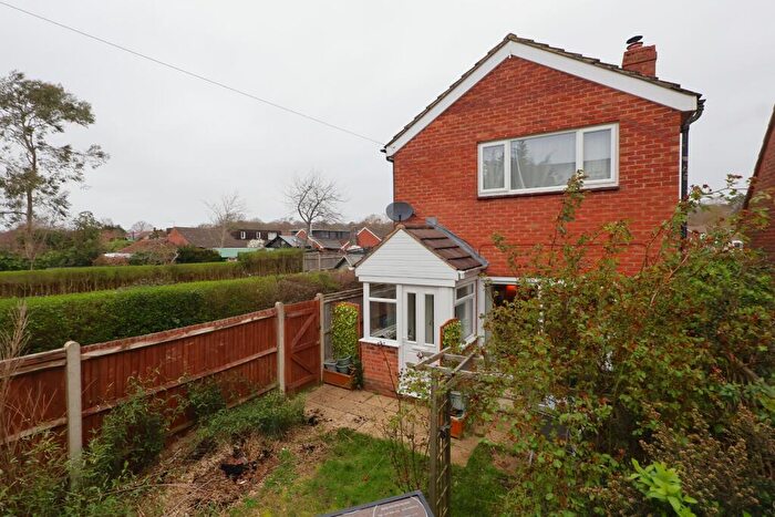 4 Bedroom Detached House For Sale In Anthony Way, Emsworth, PO10