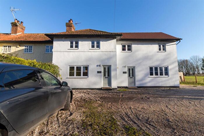 2 Bedroom Cottage For Sale In Cumberlow Green, Rushden, Buntingford, SG9