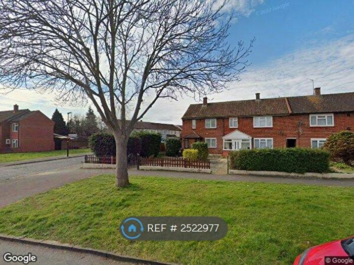 3 Bedroom Semi-Detached House To Rent In Cobham Road, Hounslow, TW5