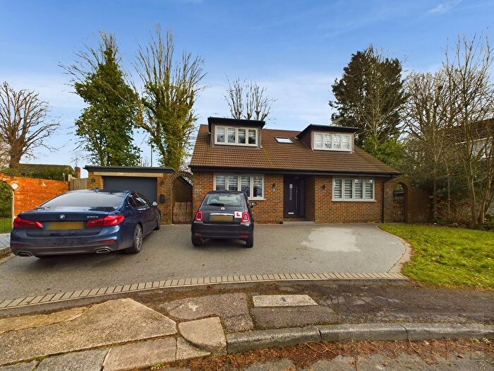 4 Bedroom Property To Rent In Blackwater Lane, Crawley, RH10