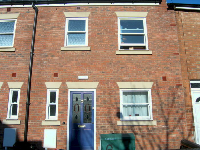 6 Bedroom Terraced House To Rent In Gordon Street, Leamington Spa, CV31