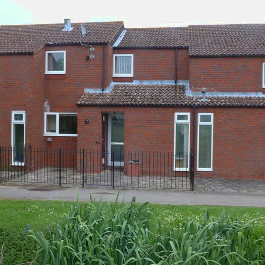 2 Bedroom Terraced House To Rent In Brooke Road, Princes Risborough, HP27