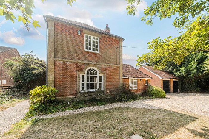 3 Bedroom Detached House To Rent In Lower Road, Quidhampton, SP2