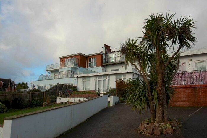 2 Bedroom Flat To Rent In Alta Vista Road, Paignton, TQ4