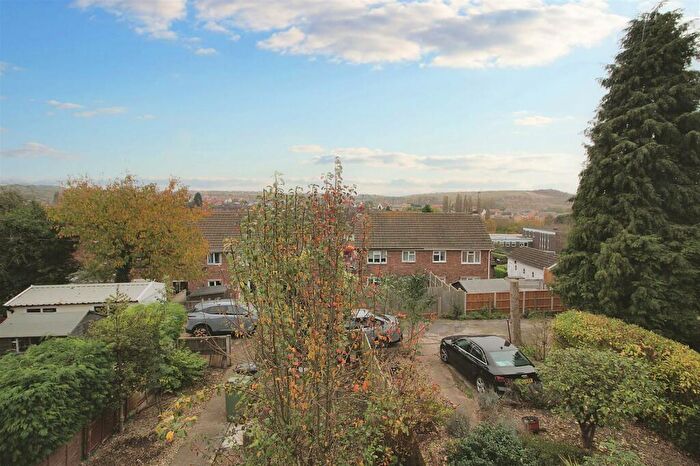 3 Bedroom Terraced House For Sale In Wollaton Avenue, Gedling, Nottingham, NG4