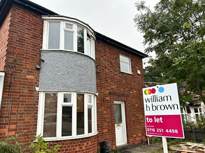 3 Bedroom House To Rent In Braunstone Close, Leicester, LE3