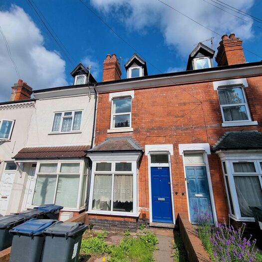 3 Bedroom Terraced House To Rent In Pershore Road, Selly Park, Birmingham, B29