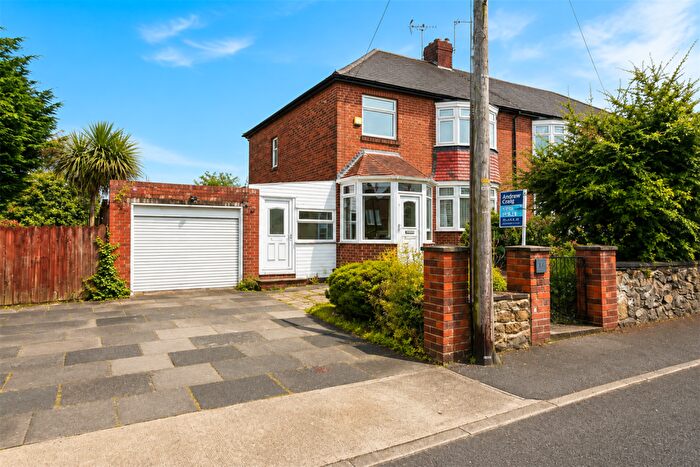 3 Bedroom Semi-Detached House For Sale In Fortrose Avenue, Barnes, SR3