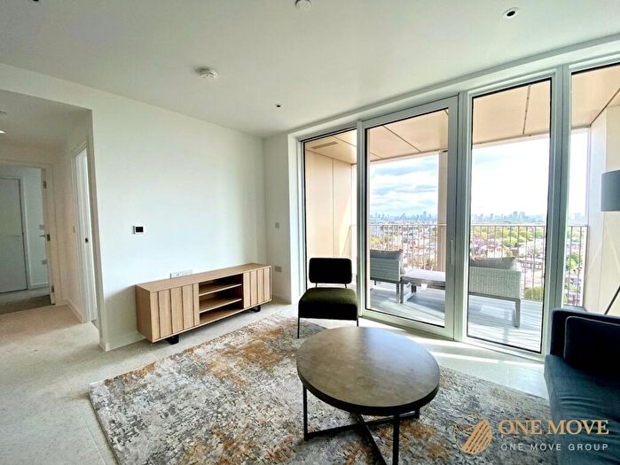 2 Bedroom Apartment To Rent In Bouchon Point, The Silk District, London, E1