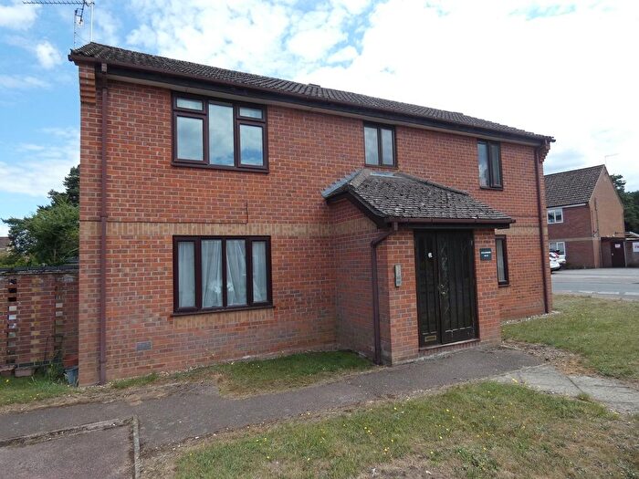 1 Bedroom Studio For Sale In Columbine Close, Thetford, IP24