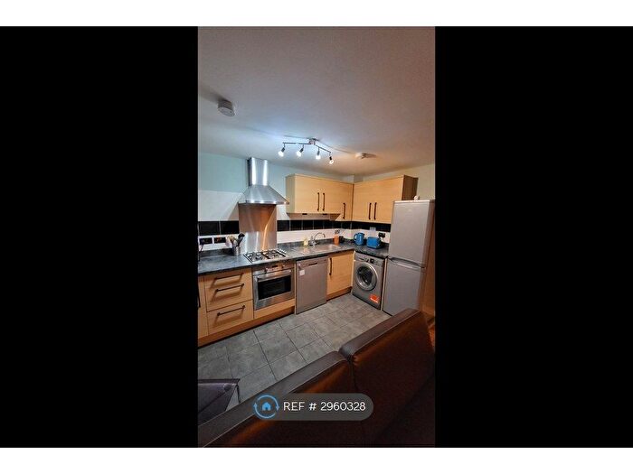 2 Bedroom Flat To Rent In Poets Way, Dorchester, DT1