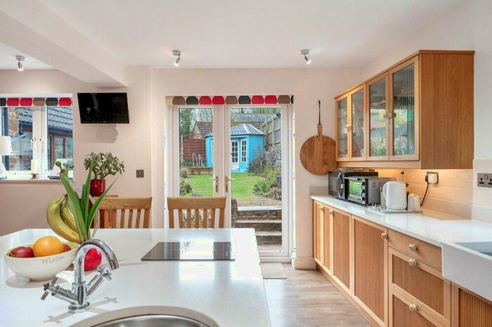 5 Bedroom Detached House For Sale In Stoke Albany, Market Harborough, LE16