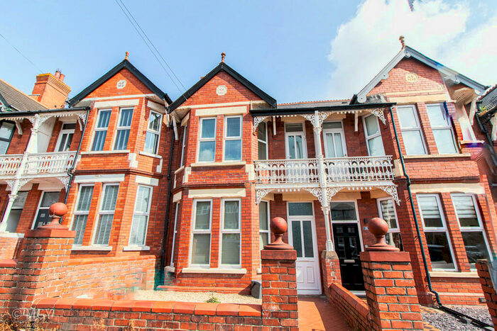 4 Bedroom Semi-Detached House To Rent In Park Road, Barry, CF62