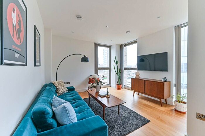 2 Bedroom Flat For Sale In Vita Apartments, Croydon, CR0