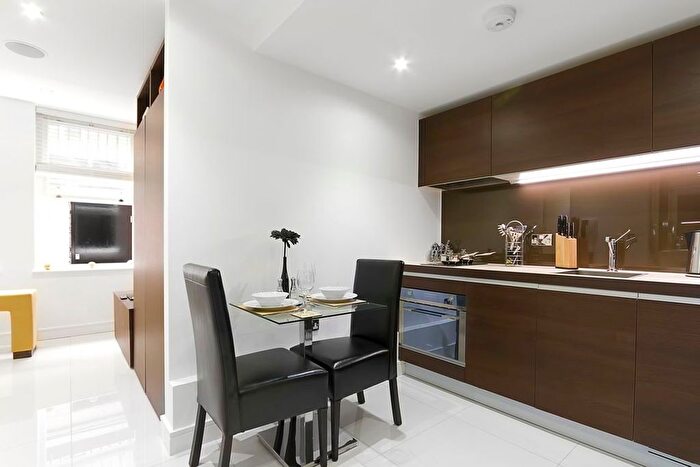 Studio To Rent In Albany House, London, WC1H