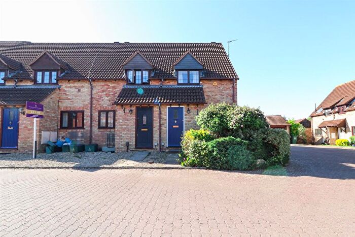 2 Bedroom End Of Terrace House To Rent In Bronte Close, Cheltenham, GL51