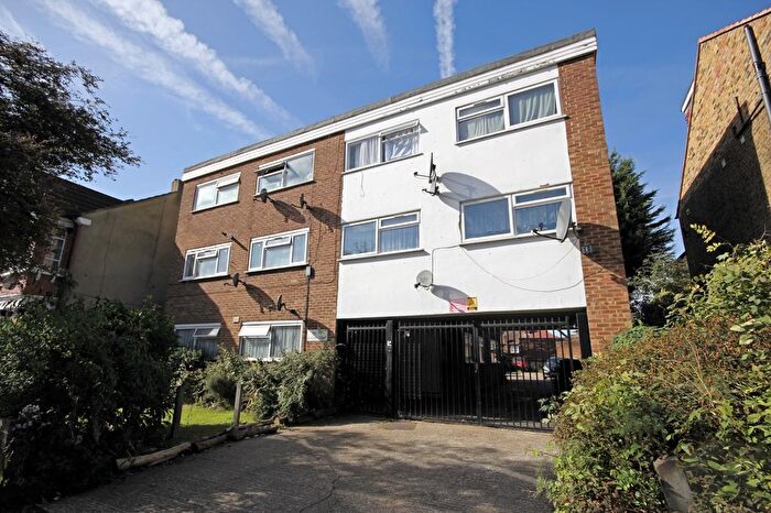 1 Bedroom Flat To Rent In Joyner Court, Lady Margaret Road, Southall, UB1