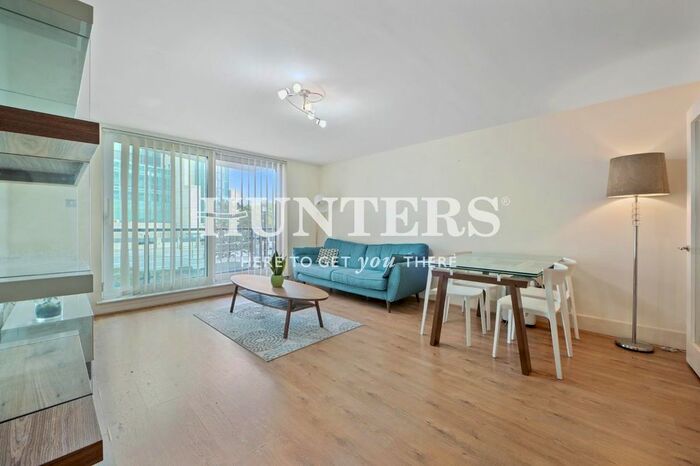 2 Bedroom Flat To Rent In St. George Wharf, London, SW8
