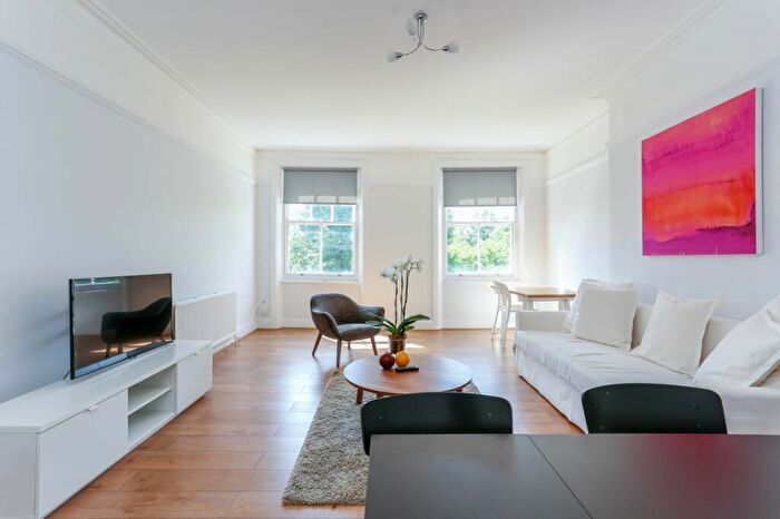 2 Bedroom Apartment To Rent In Broadhurst Gardens, West Hampstead, NW6