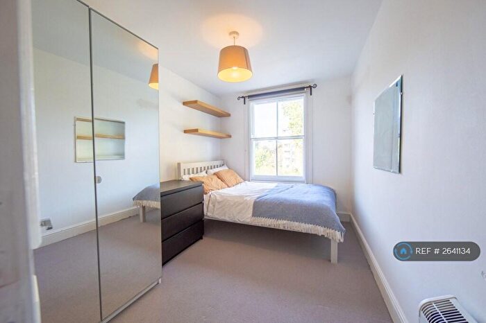 4 Bedroom Flat To Rent In St. Pancras Way, London, NW1