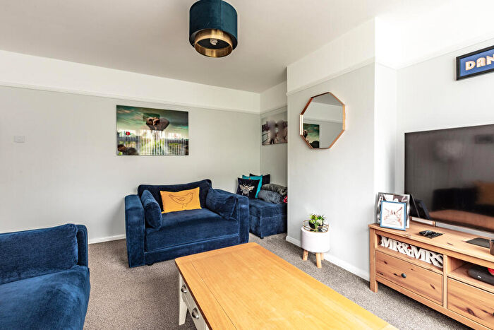 3 Bedroom End Of Terrace House For Sale In Station Road, Kingswood, BS15