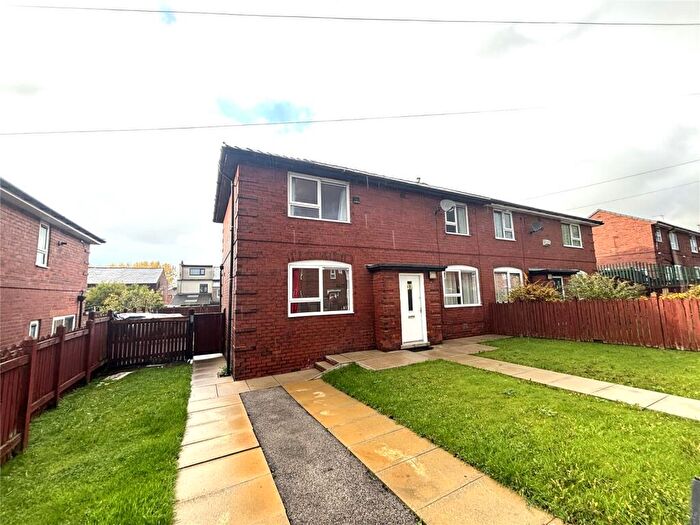 3 Bedroom Semi-Detached House To Rent In Ansdell Road, Rochdale, Greater Manchester, OL16