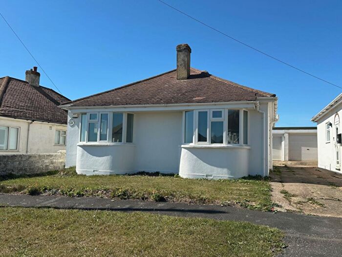 2 Bedroom Detached Bungalow For Sale In Vernon Avenue, Peacehaven, BN10