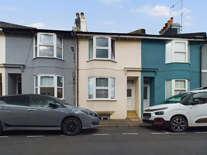 4 Bedroom Terraced House To Rent In Park Crescent Road, Brighton, BN2