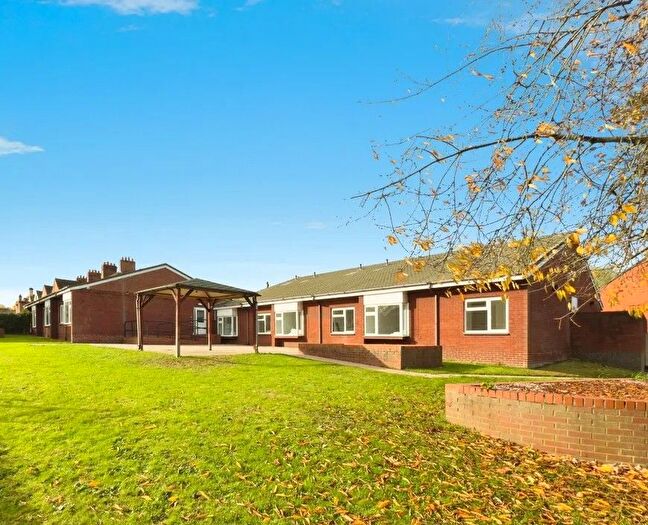 1 Bedroom Flat To Rent In Gordon Street, Newcastle, Staffordshire, ST5