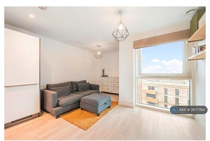 Studio To Rent In London, London, SE8