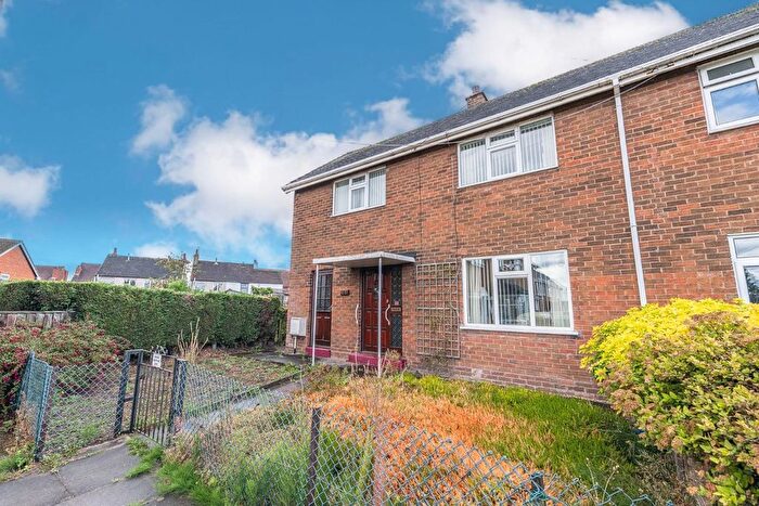 3 Bedroom Semi-Detached House For Sale In Windsor Road, Cheslyn Hay, Walsall, WS6