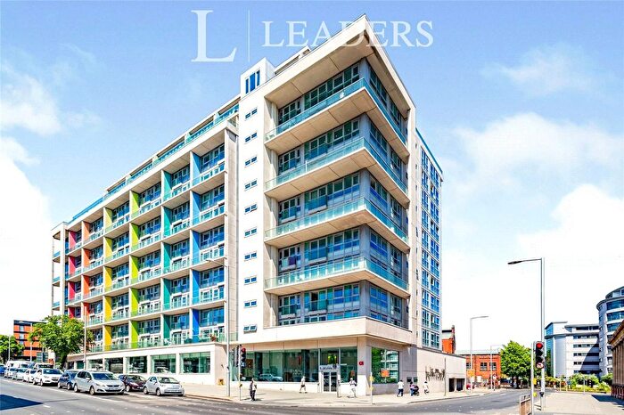 2 Bedroom Flat To Rent In Huntingdon Street, Nottingham, Nottinghamshire, NG1