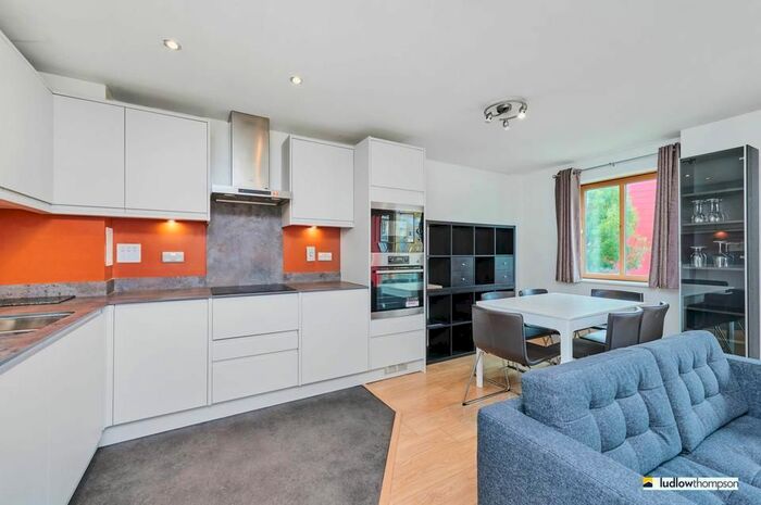 2 Bedroom Flat To Rent In Pancras Way, London, E3