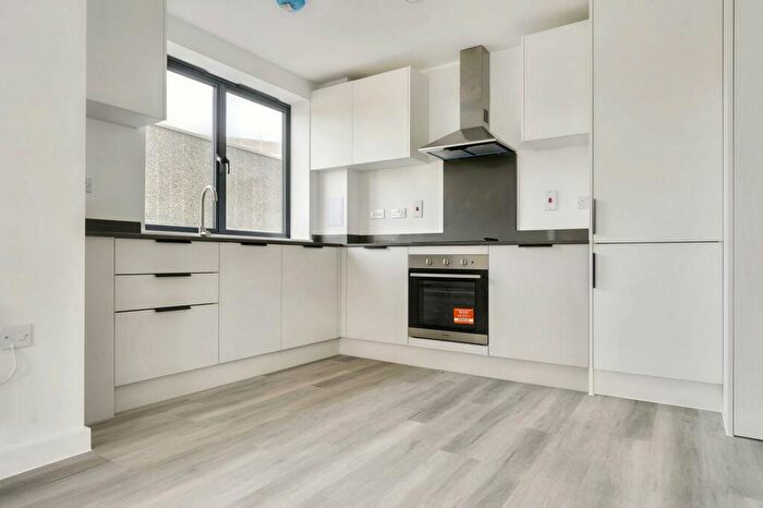 1 Bedroom Apartment To Rent In Old Grain Stores Gabriels Hill, Maidstone -, ME15