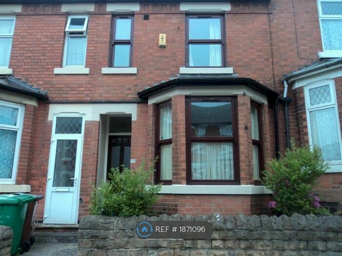 5 Bedroom End Of Terrace House To Rent In Kimbolton Avenue, Nottingham, NG7