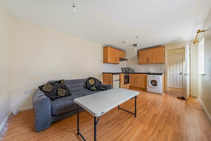 1 Bedroom End Of Terrace House For Sale In Union Street, Maidstone, ME14