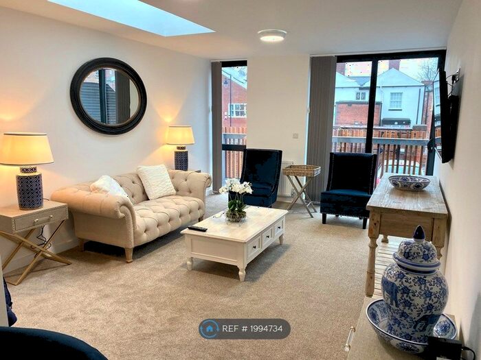 2 Bedroom Flat To Rent In Wilkinson Lane, Sheffield, S10