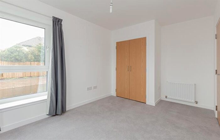 2 Bedroom Apartment To Rent In Seacole Square, Edinburgh, EH16