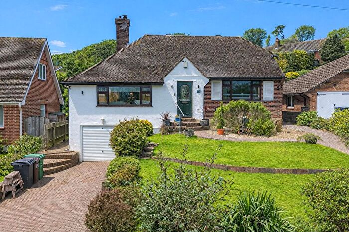 3 Bedroom Detached House For Sale In The Byeway, Hastings, TN34