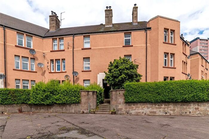 3 Bedroom Flat To Rent In Fyffe Street, Dundee, DD1