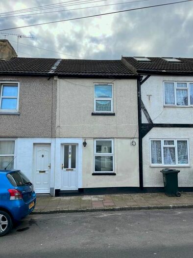 2 Bedroom Terraced House To Rent In Charles Street, Greenhithe, DA9