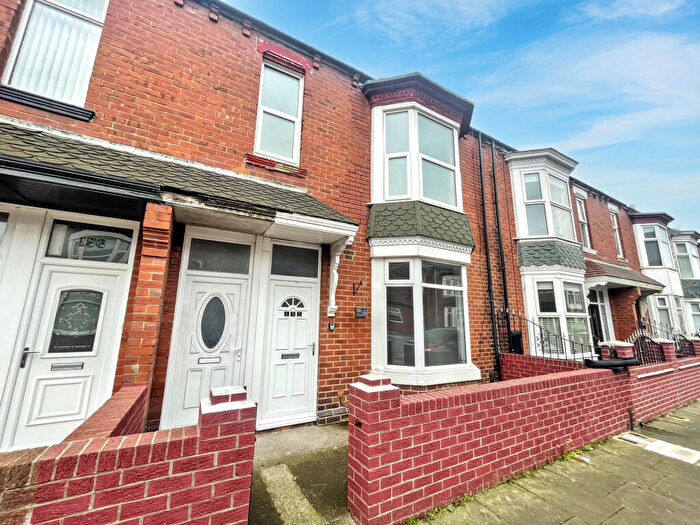2 Bedroom Flat For Sale In Talbot Road, West Avenue, South Shields, Tyne And Wear, NE34