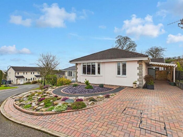 2 Bedroom Detached Bungalow For Sale In Cedar Grove, Kendal, LA9