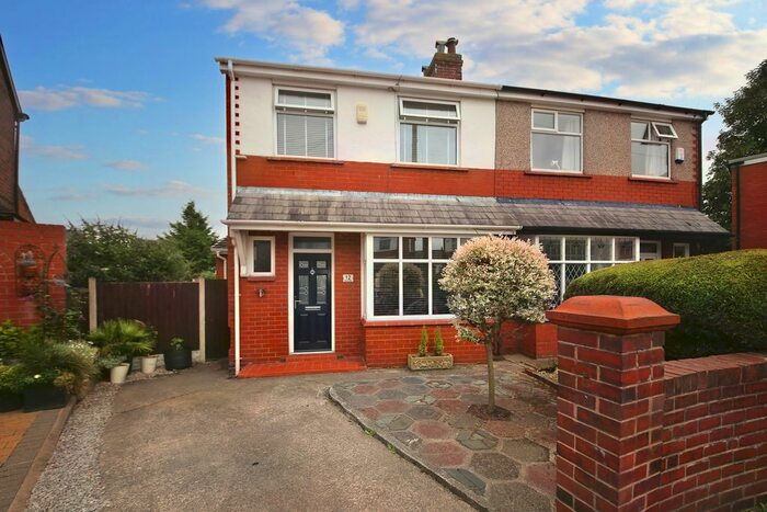 2 Bedroom Semi-Detached House To Rent In Silverdale, Wigan, Lancashire, WN1