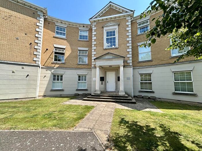2 Bedroom Apartment For Sale In Harrison Road, Waltham Abbey, EN9